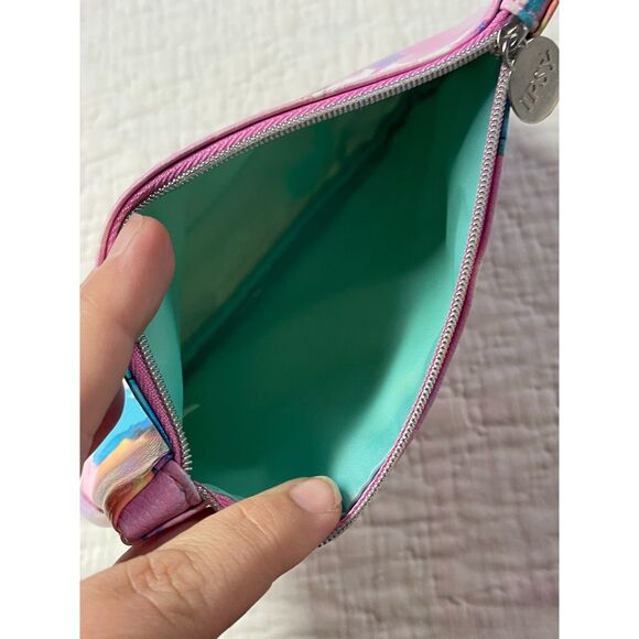 Cute Ipsy Glam Bag – Summer- July 2025 Makeup Bag – Abstract Watercolor Design - Picture 7 of 7